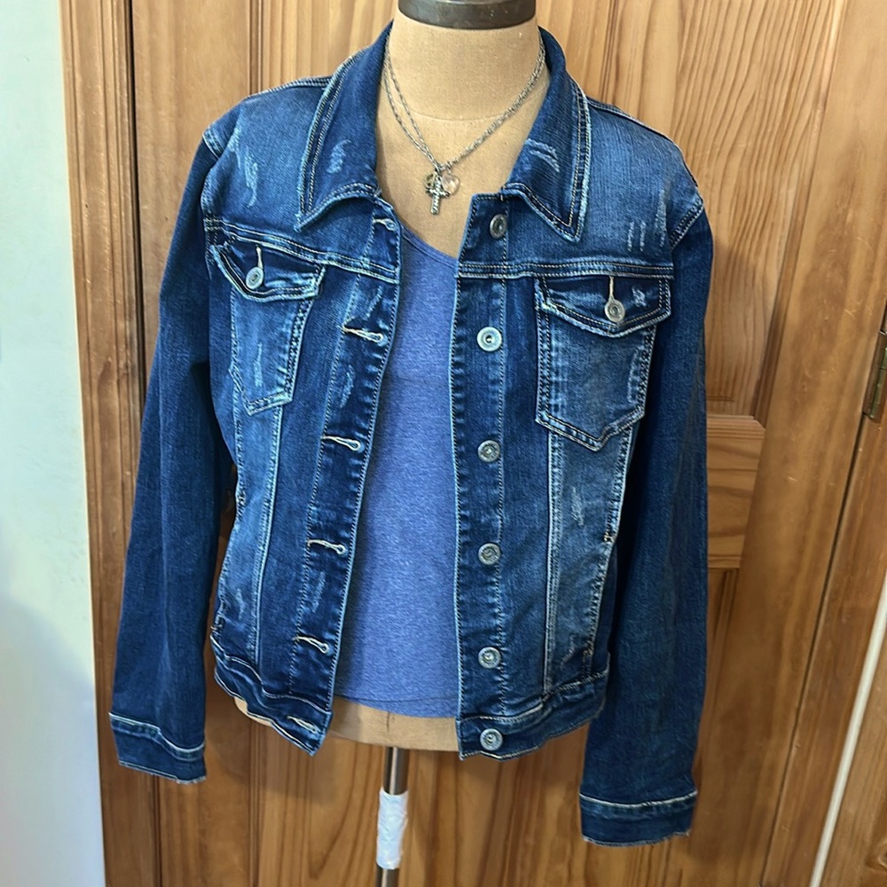 SIX - DENIM BRAND JACKET MEDIUM. NWT